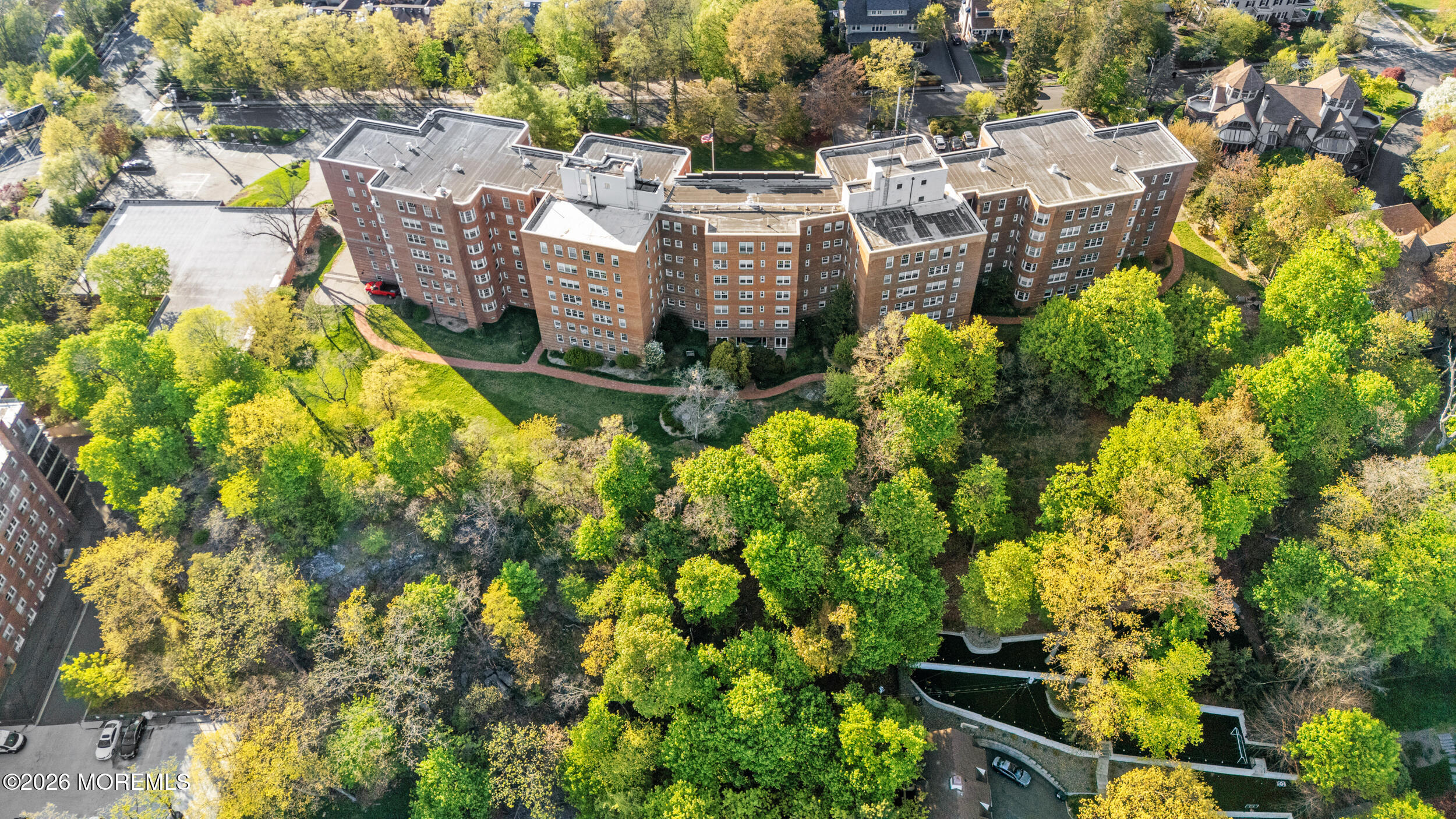 10 Crestmont Road, Unit 3L Montclair, NJ 07042 - Photo 41 of 42 image-11