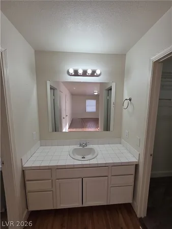 $2,900 | 1590 Mustang Drive, Henderson, NV 89002