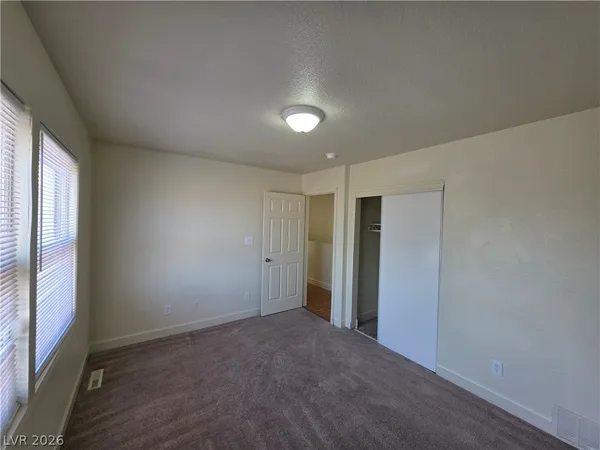 $2,900 | 1590 Mustang Drive, Henderson, NV 89002