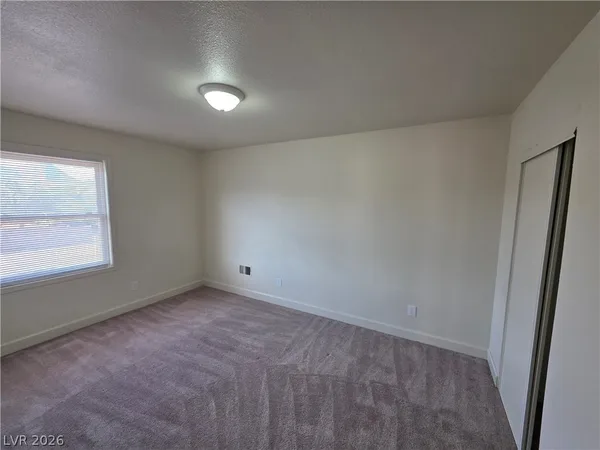 $2,900 | 1590 Mustang Drive, Henderson, NV 89002