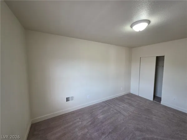 $2,900 | 1590 Mustang Drive, Henderson, NV 89002