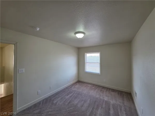 $2,900 | 1590 Mustang Drive, Henderson, NV 89002