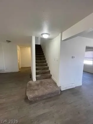 $3,100 | 1590 Mustang Drive, Henderson, NV 89002