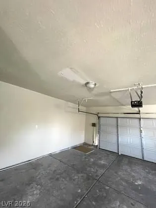 $3,100 | 1590 Mustang Drive, Henderson, NV 89002
