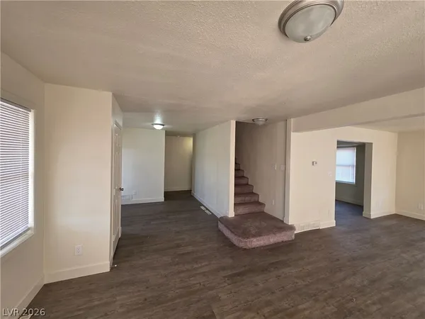 $2,900 | 1590 Mustang Drive, Henderson, NV 89002