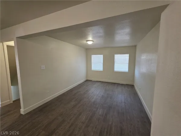 $2,900 | 1590 Mustang Drive, Henderson, NV 89002