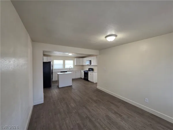 $2,900 | 1590 Mustang Drive, Henderson, NV 89002