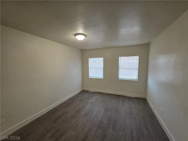 $2,900 | 1590 Mustang Drive, Henderson, NV 89002