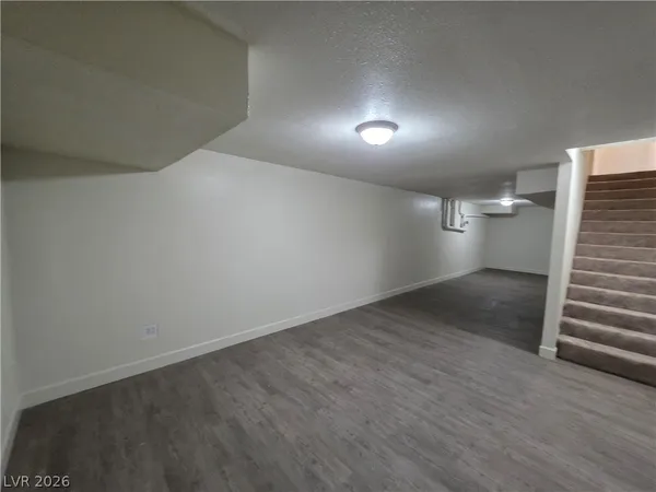 $2,900 | 1590 Mustang Drive, Henderson, NV 89002