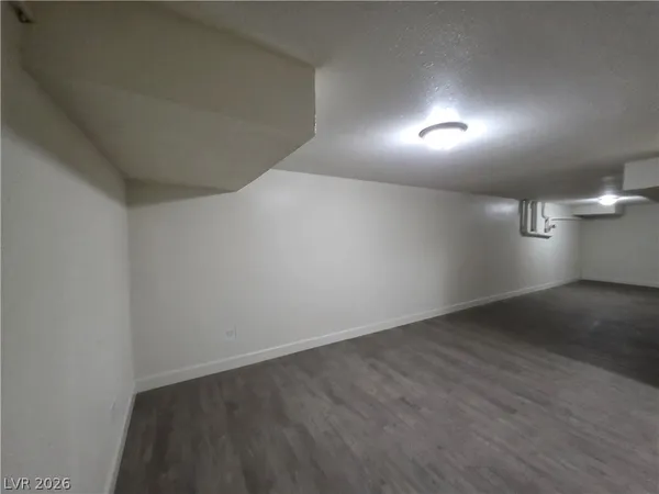 $2,900 | 1590 Mustang Drive, Henderson, NV 89002