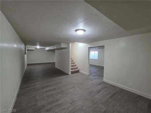 $2,900 | 1590 Mustang Drive, Henderson, NV 89002