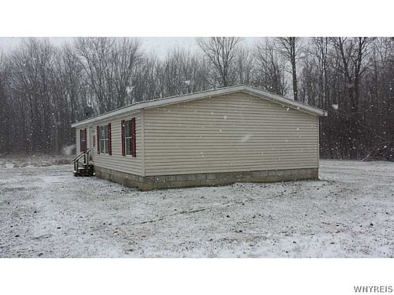 2074 Transit Road Carlton, NY 14477 - Photo 1 of 1 Exterior Front