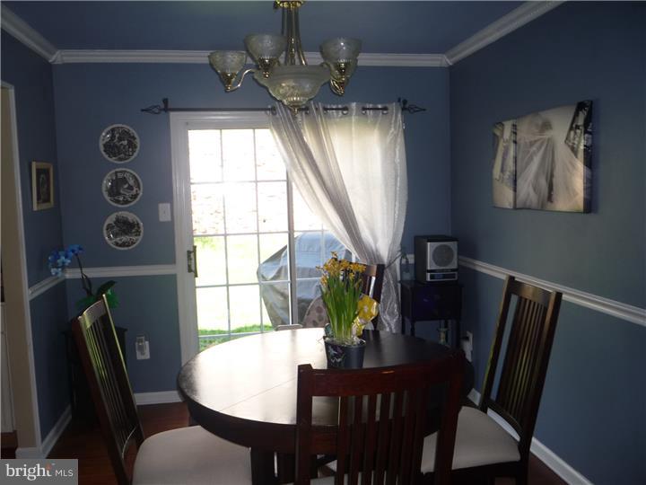5431 Rinker Circle, Unit 280 Doylestown, PA 18902 - Photo 7 of 22 Dining Room