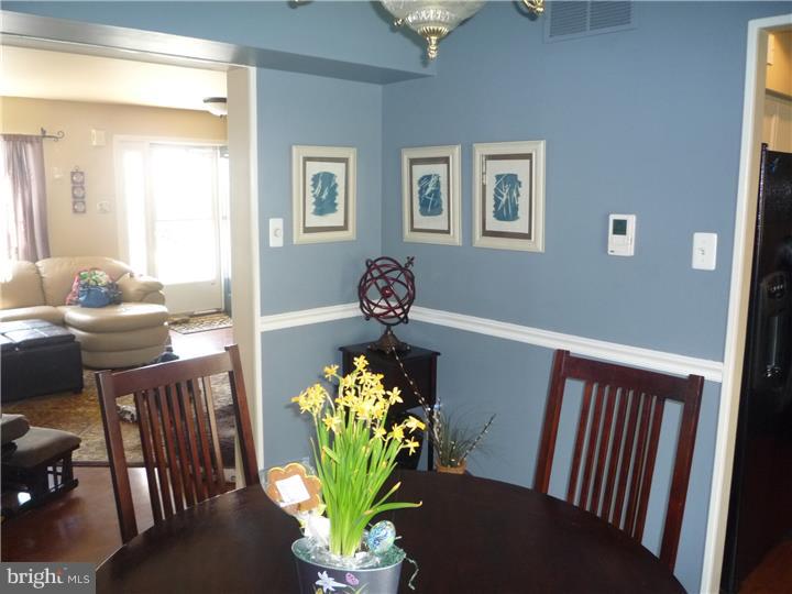 5431 Rinker Circle, Unit 280 Doylestown, PA 18902 - Photo 8 of 22 Dining Room