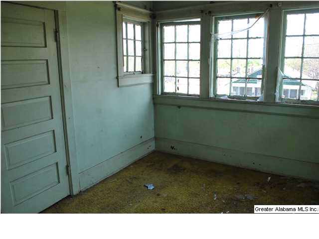 600 4th Street Southwest Birmingham, AL 35211 - Photo 6 of 8