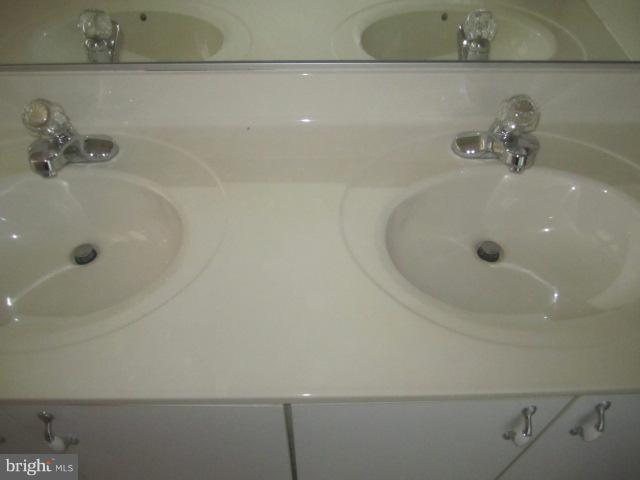 4113 Cutty Sark Road Baltimore, MD 21220 - Photo 20 of 30 Bedroom (Master)