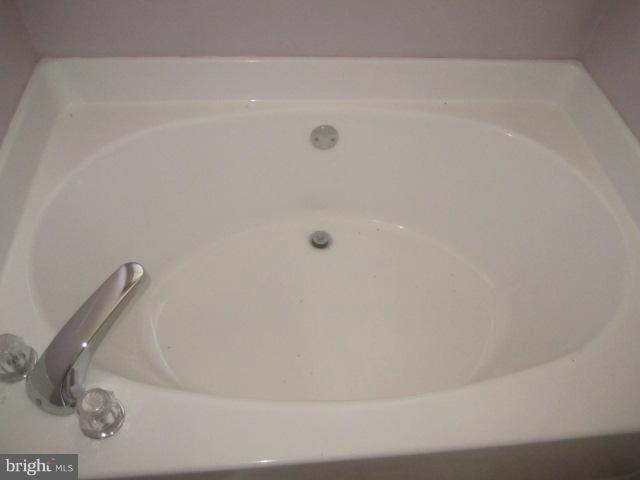4113 Cutty Sark Road Baltimore, MD 21220 - Photo 21 of 30 Bath (Master)