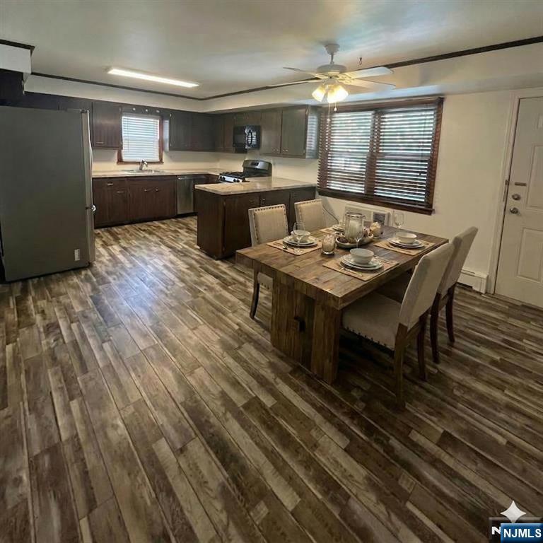 156 Chestnut Street, Unit B 2 Rutherford, NJ 07070 - Photo 1 of 33