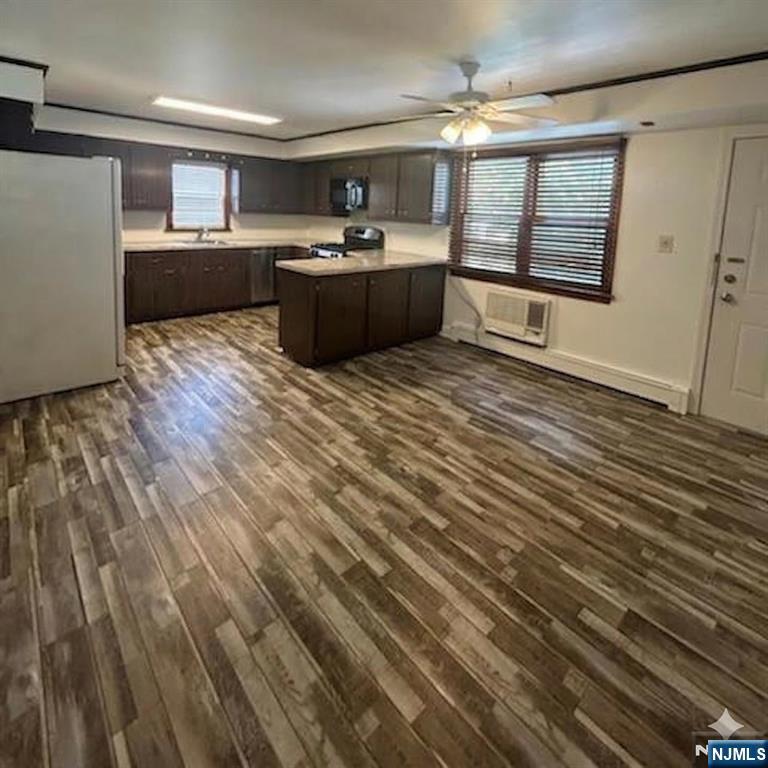 156 Chestnut Street, Unit B 2 Rutherford, NJ 07070 - Photo 5 of 33