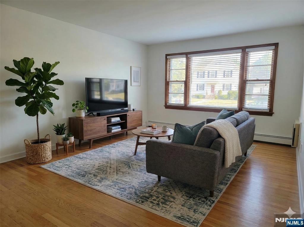 156 Chestnut Street, Unit B 2 Rutherford, NJ 07070 - Photo 9 of 33