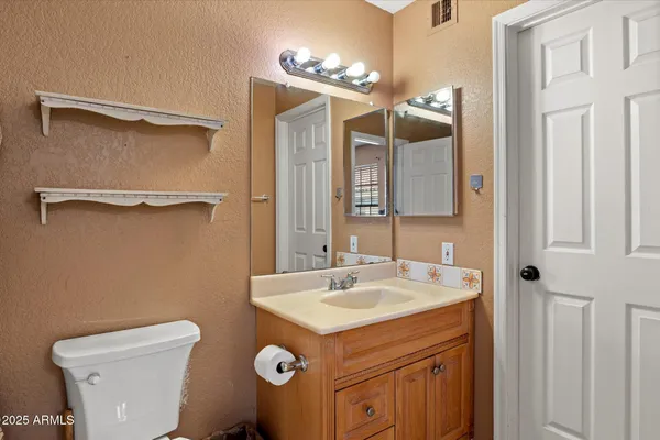 $230,000 | 2333 East Southern Avenue, Unit 2080, Tempe, AZ 85282