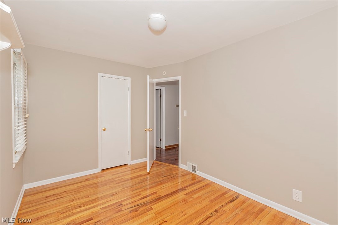 5970 Edgewood Road Cleveland, OH 44124 - Photo 16 of 34