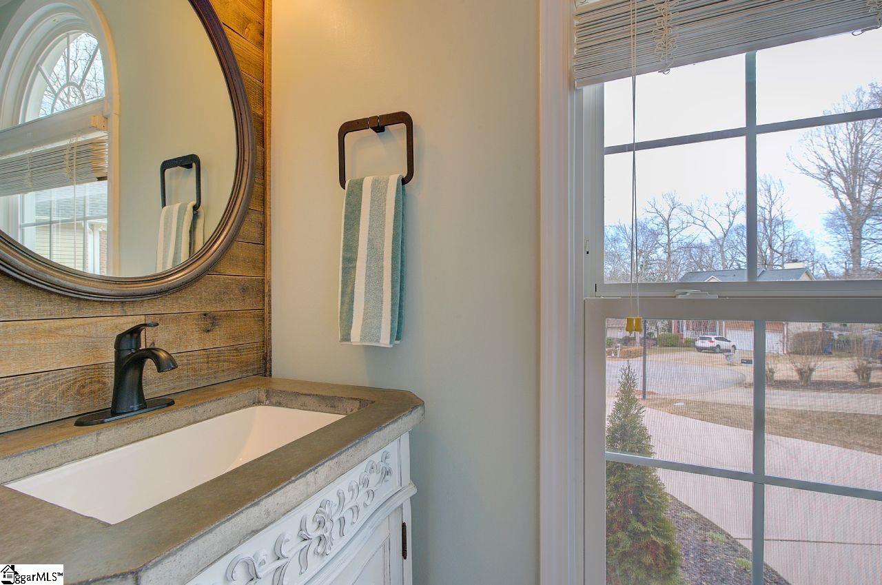 14 Croftstone Court Mauldin, SC 29662 - Photo 17 of 47