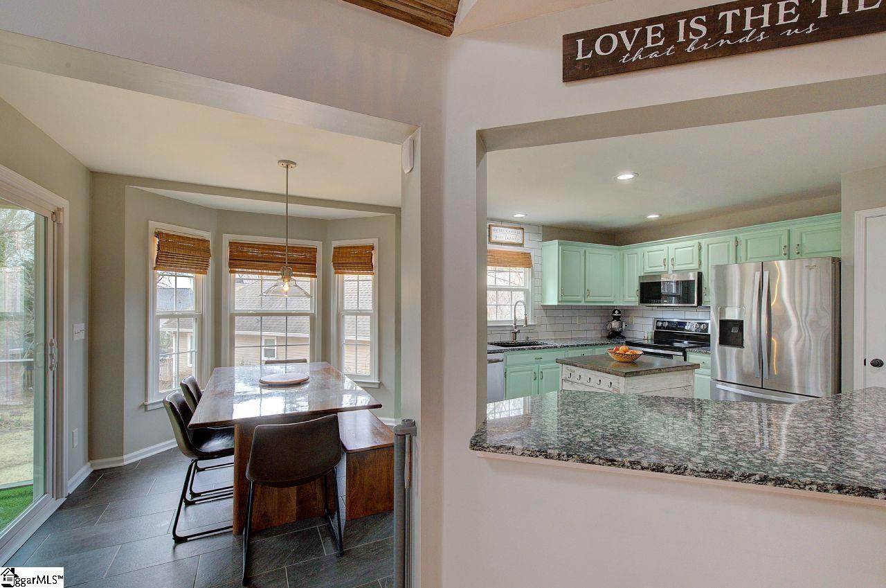 14 Croftstone Court Mauldin, SC 29662 - Photo 8 of 47