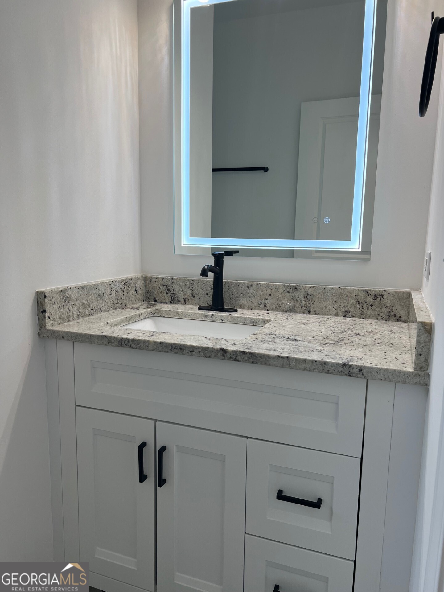 2390 Beecher Road Southwest Atlanta, GA 30311 - Photo 10 of 15 Gallery Image 10