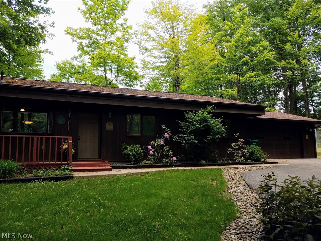10210 Sherman Road Chardon, OH 44024 - Photo 4 of 29 Gallery Image 4