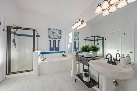 $770,000 | 11039 Galleria Cove, Austin, TX 78759