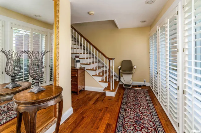 $265,000 | 313 Country Club Lane, Harrisburg, IL 62946