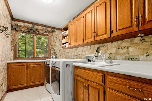 $575,000 | 234 West Windflower Way, Dunlap, IL 61525