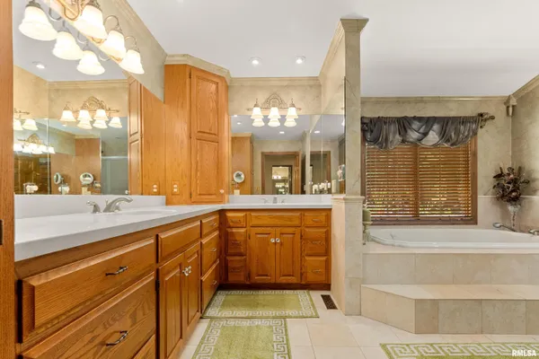$575,000 | 234 West Windflower Way, Dunlap, IL 61525