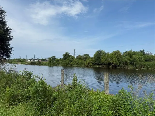 $85,000 | 4950 Bayouside Drive, Chauvin, LA 70344