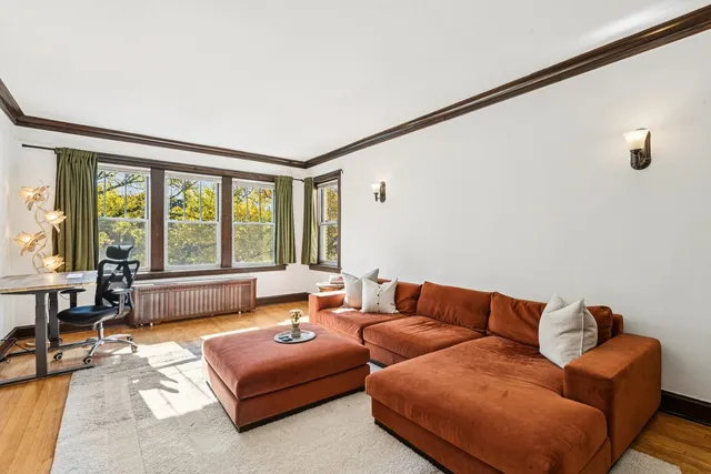 $260,000 | 822 Washington Boulevard, Unit 3, Oak Park, IL 60302