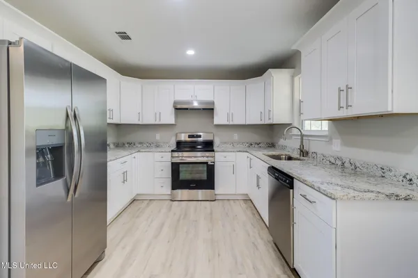 $274,000 | 17202 Gardenia Street, Kiln, MS 39556