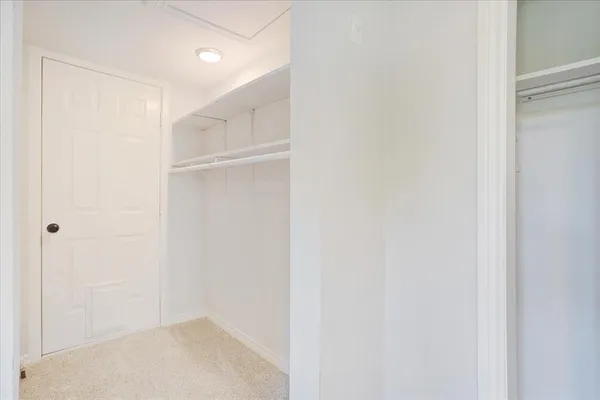 $1,300 | 407 Bonham Street, Tom Bean, TX 75491