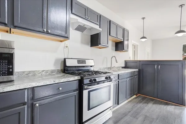 $1,300 | 407 Bonham Street, Tom Bean, TX 75491
