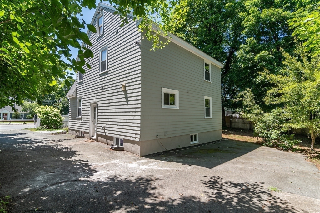 847 Worcester Street Wellesley, MA 02481 - Photo 19 of 21