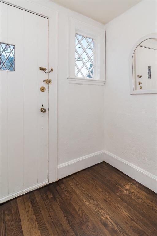 847 Worcester Street Wellesley, MA 02481 - Photo 4 of 21