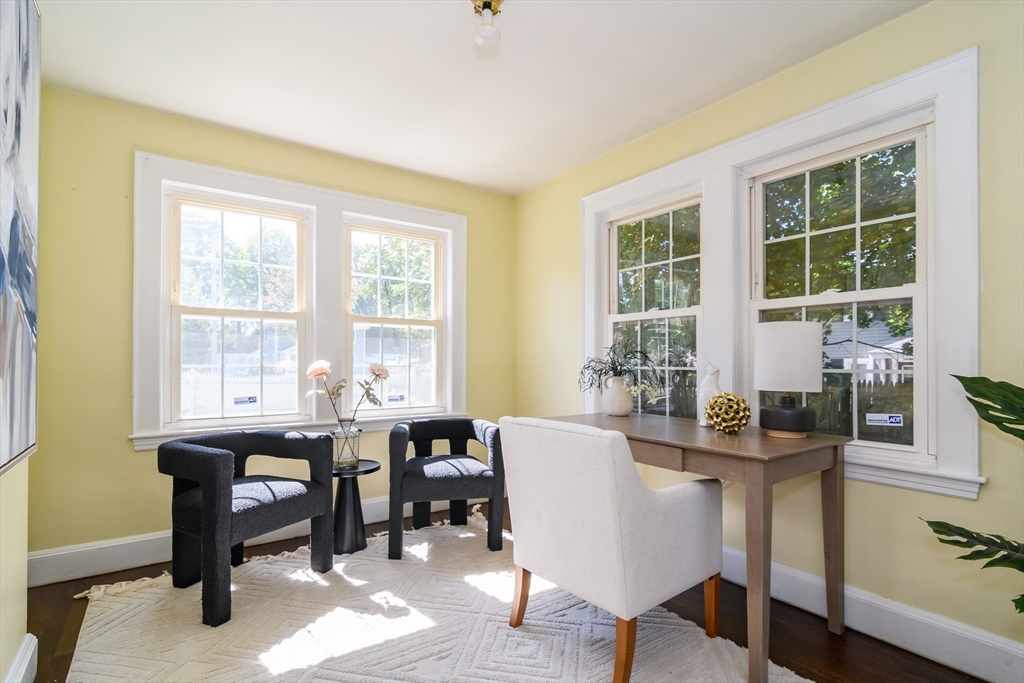 847 Worcester Street Wellesley, MA 02481 - Photo 9 of 21