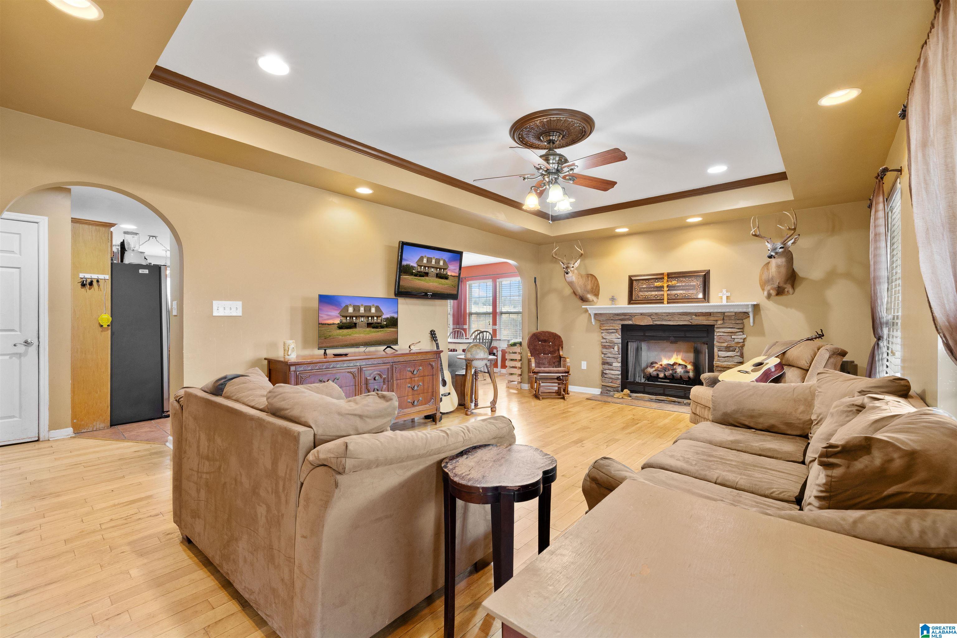 565 Rb Shadrix Road Hayden, AL 35079 - Photo 11 of 49
