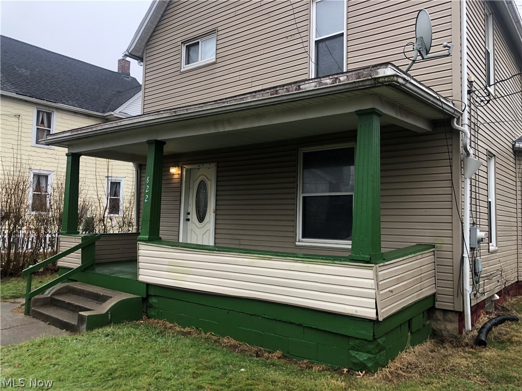 822 Highland Road Northeast Canton, OH 44704 - Photo 4 of 39