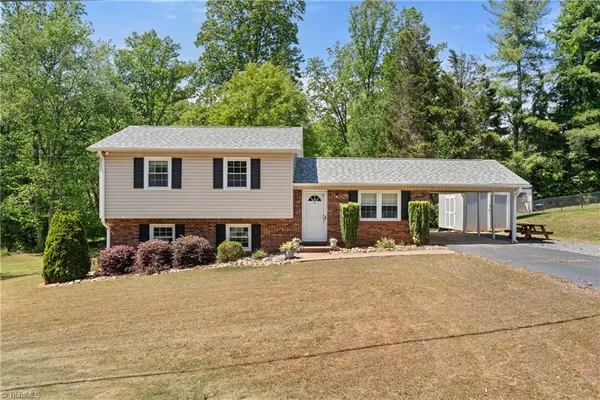 $260,000 | 606 Merriweather Drive, King, NC 27021