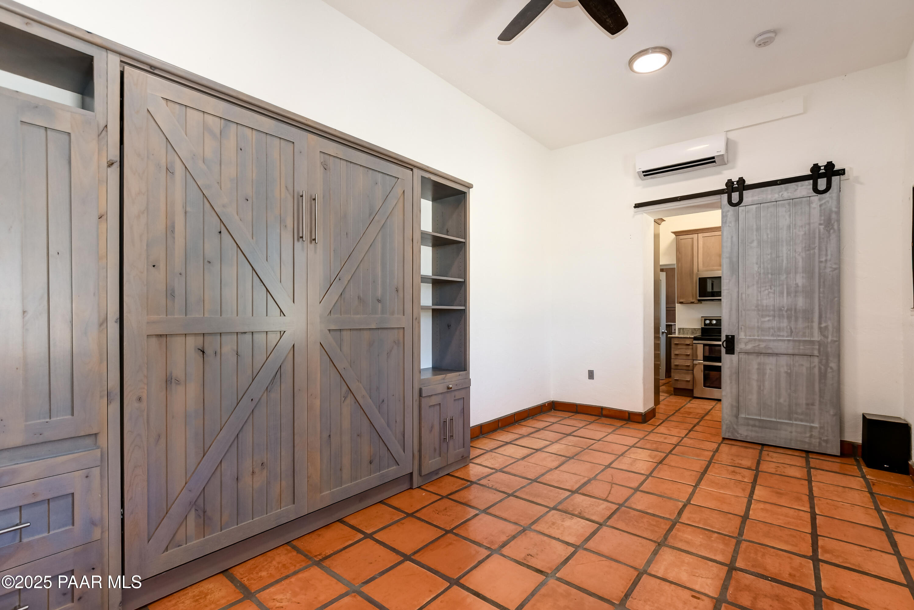 3200 West Rugged Spirit Trail Prescott, AZ 86305 - Photo 20 of 48 a view of an empty room