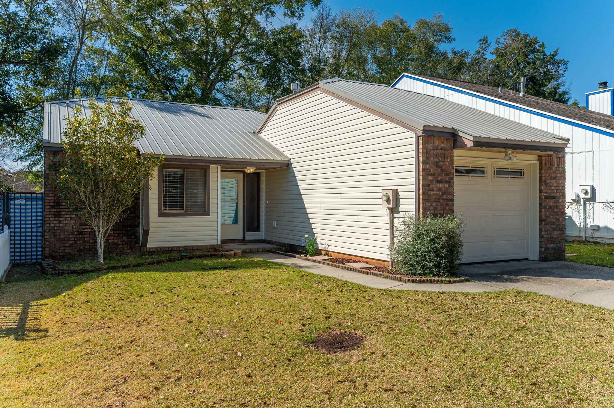 101 Cedar Ridge Way Niceville, FL 32578 - Photo 3 of 33 a view of a house with a yard