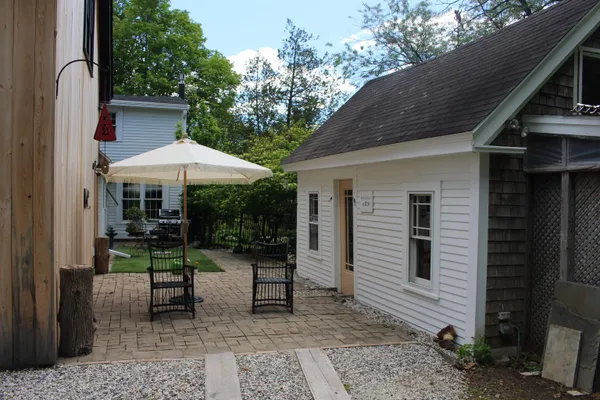 $1,875,000 | 85 College Road, Stratham, NH 03885