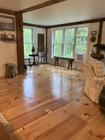 $1,750,000 | 85 College Road, Stratham, NH 03885