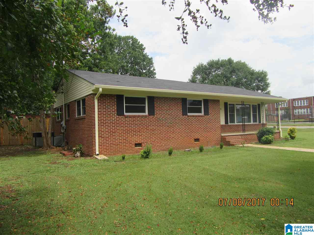 306 Cedar Street Talladega, AL 35160 - Photo 3 of 39
